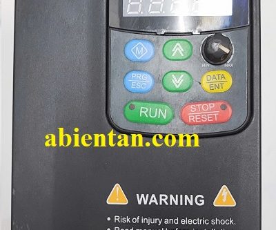 Biến tần RZC cũ Q08-2S0022H 2.2kW 1 pha 220v ra 3 pha 220v