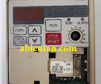 Biến tần Yaskawa cũ CIMR-J7AA20P4 0.4kW 200-220V