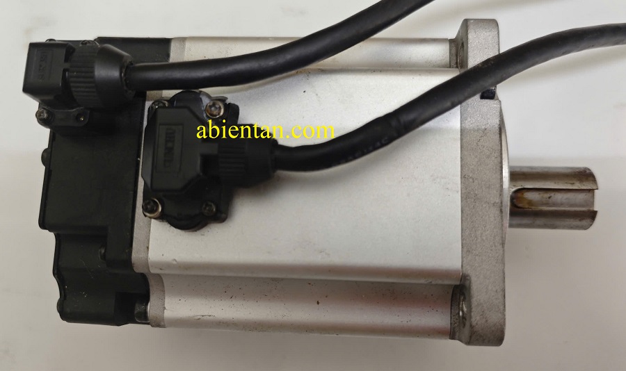 Servomotore Omron R88M-K75030H-S2 – Nuovo, Spedizione Gratuita – Ricambio Industriale - Foto 4